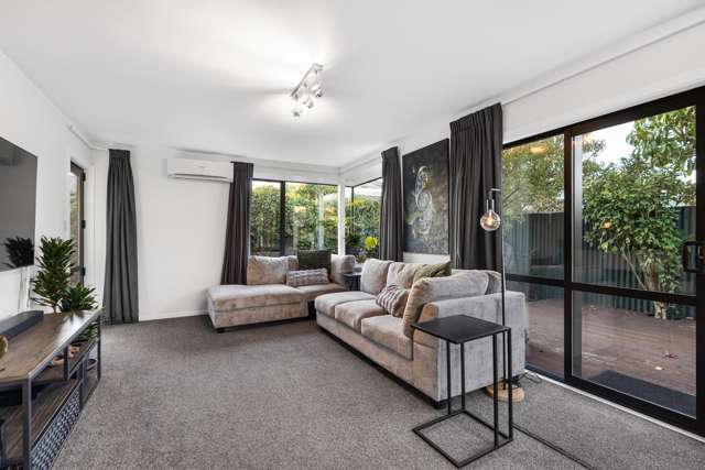 2/11 Moana Street Somerfield_4