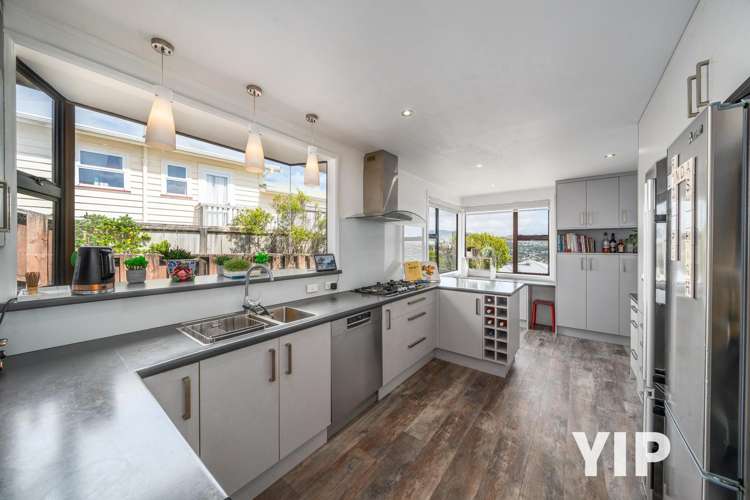 16 Carluke Street Paparangi_4