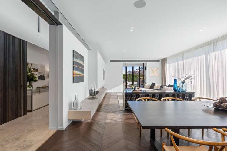 48 Clissold Street Merivale_12