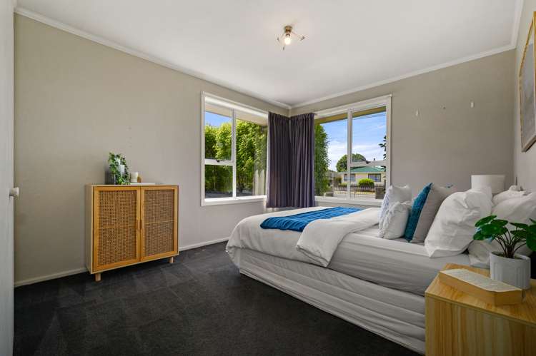 66 Neill Street Hornby_15