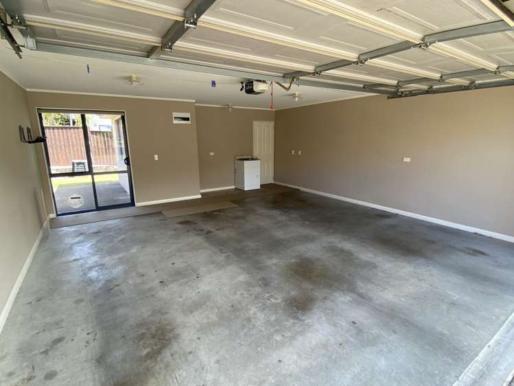 41 Coachman Drive Flat Bush_18