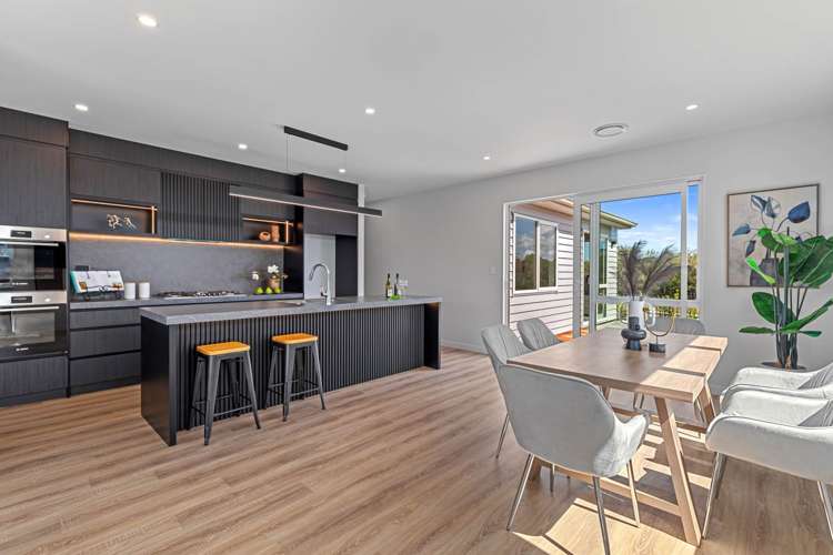 37 Tipu Crescent Wainui_13