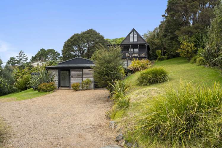 29 Calais Terrace Ostend_22