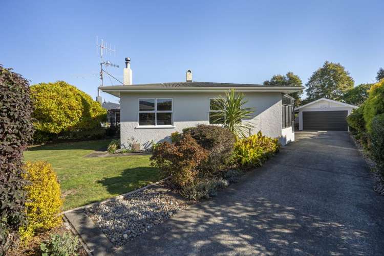 22 Tennyson Crescent Stoke_20