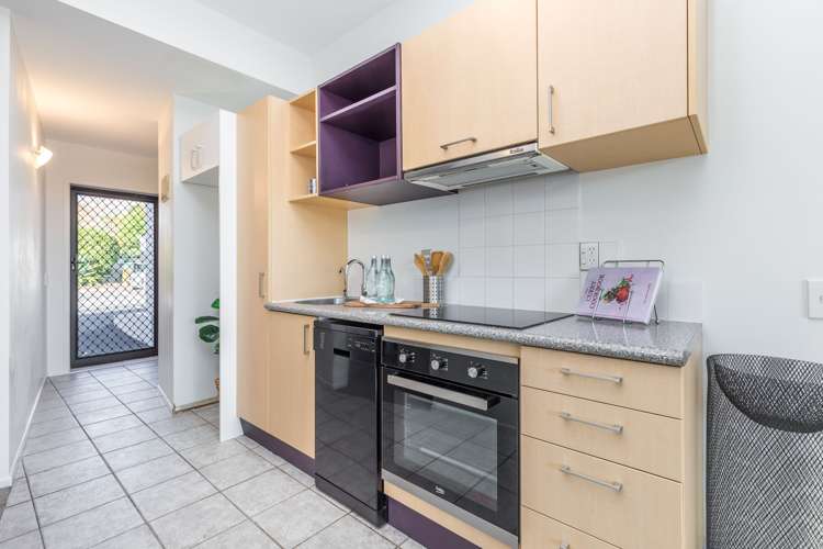 101/92 Bush Road Albany_7