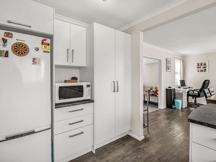 29 John F Kennedy Drive Milson_7