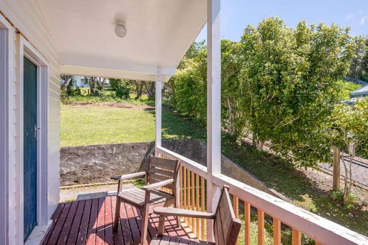61 Davidson Crescent Tawa_19