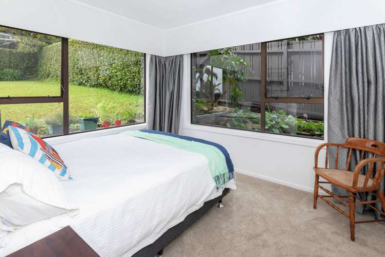 35 Cheriton Road Mellons Bay_13