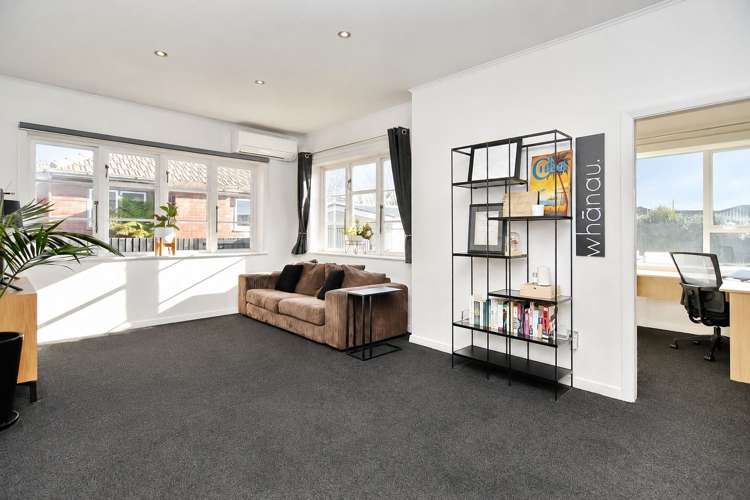 17 Achilles Street Burwood_7