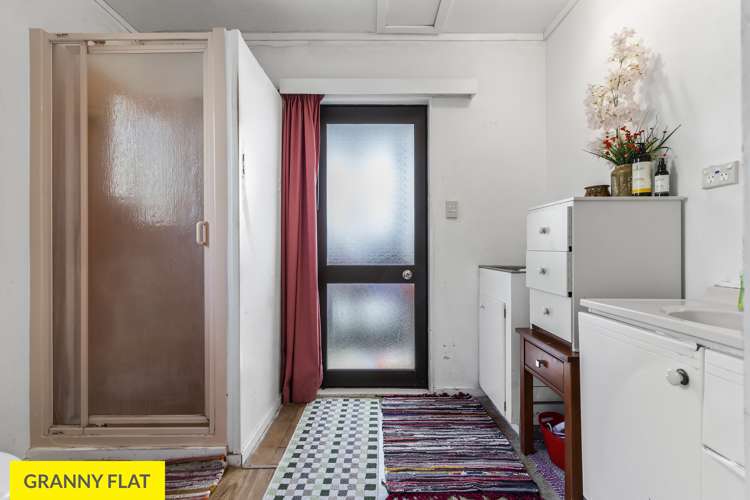 27 Olsen Avenue Hillsborough_16