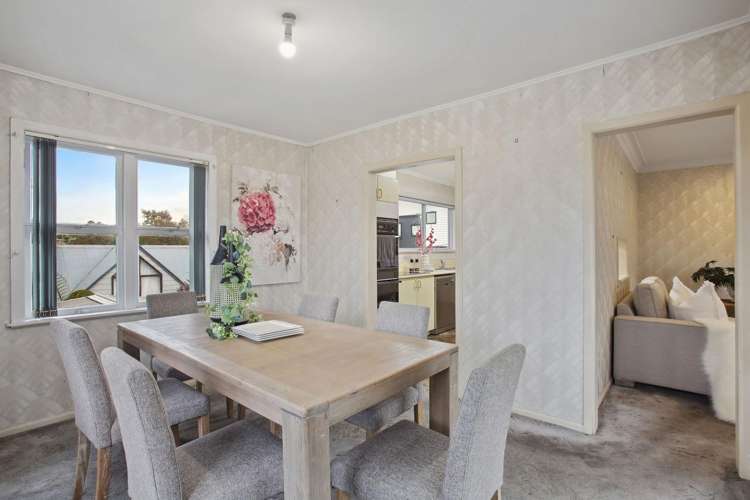 16 Sylvan Crescent Te Atatu South_6