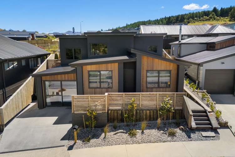 84 Kirimoko Crescent_0
