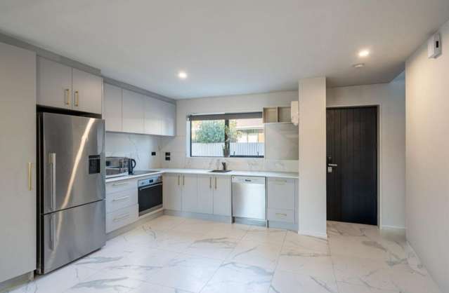 5/22 Rutherford Street Woolston_3