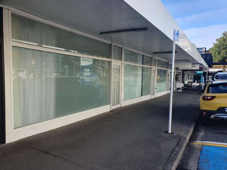 Shops 4, 5 & 6/51 Egmont Street New Plymouth Central_4