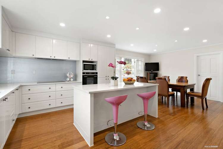 1034 New North Road Mount Albert_12