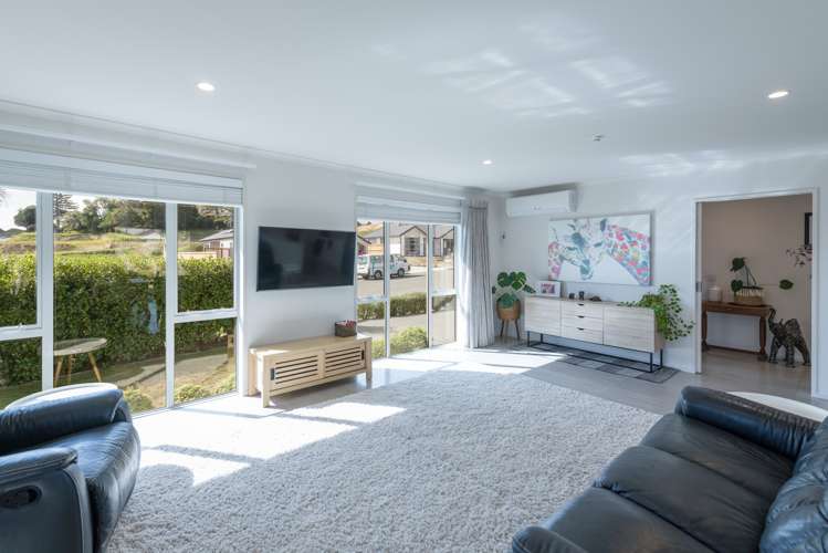 32 Hart Road Richmond_9