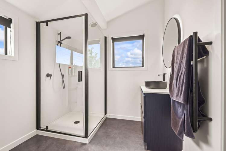 139 Vipond Road Stanmore Bay_15