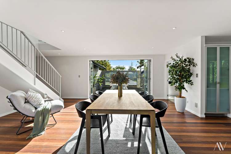 39 English Oak Drive Schnapper Rock_10