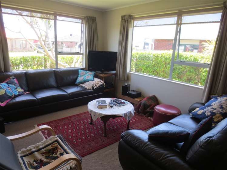 42 Cholmondeley Crescent Whitianga_5