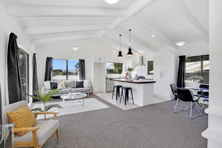 6 Moki Street Titahi Bay_6