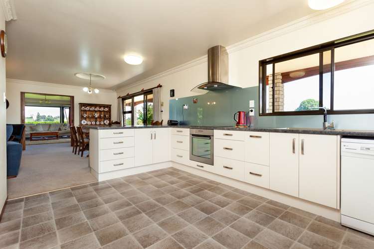 12 Crabb Road Hauraki Surrounds_7