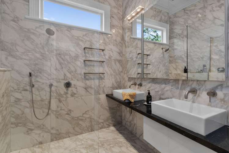 58 Stanley Point Road Devonport_17