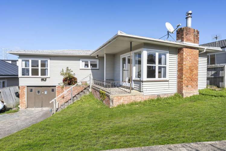 40A Tiroroa Avenue Te Atatu South_0
