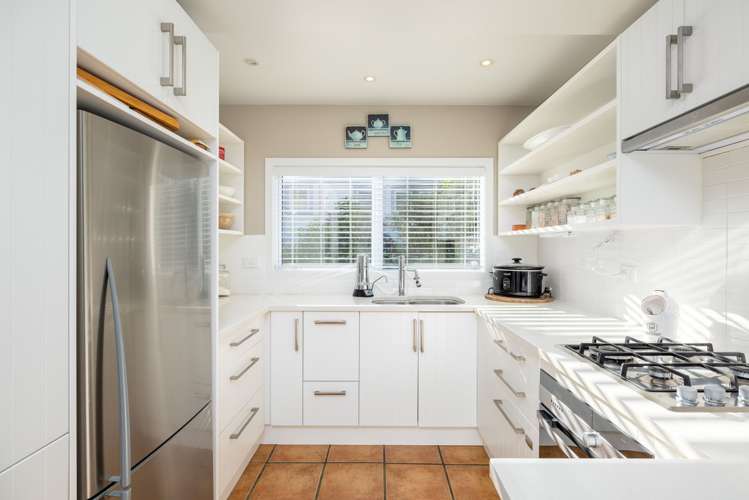 17 James Drive Diamond Harbour_8