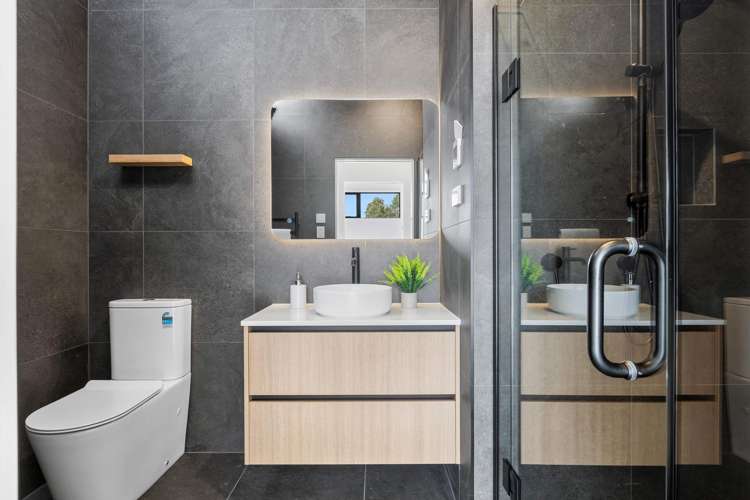 80 Awa Uru Road Orewa_10