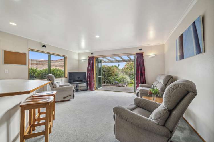 16 Kahurangi Drive Lynmore_8