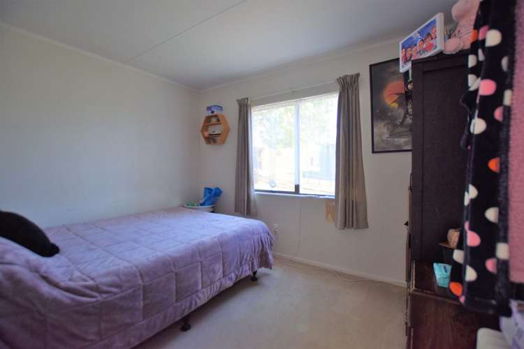 2/33 Lavelle Road Henderson_8