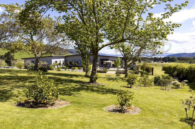 2/675 Whangamata Road Kinloch_30