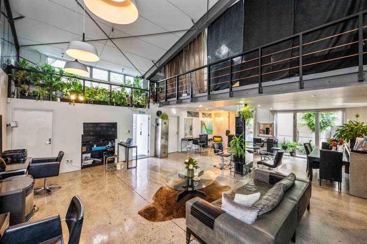 Unit 1/2 Gordon Road Morningside_1