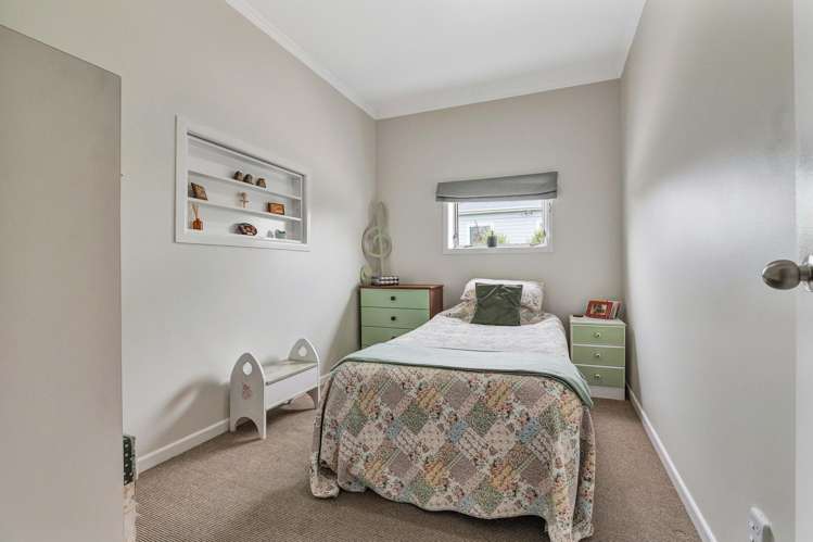 5 Pembroke Road West Stratford_17