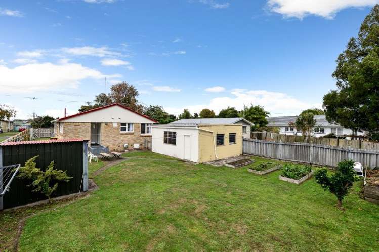 58 Yvonne Street Melville_11