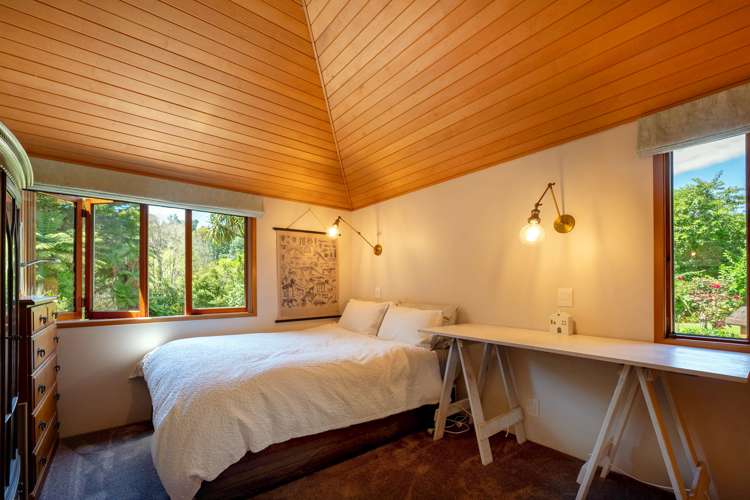 591 Spencer Road Lake Tarawera_24