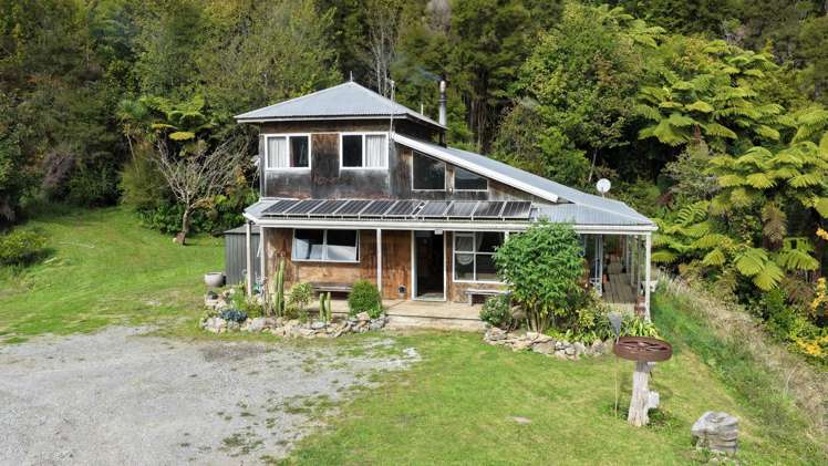 1155 East Takaka Road Upper Takaka_19