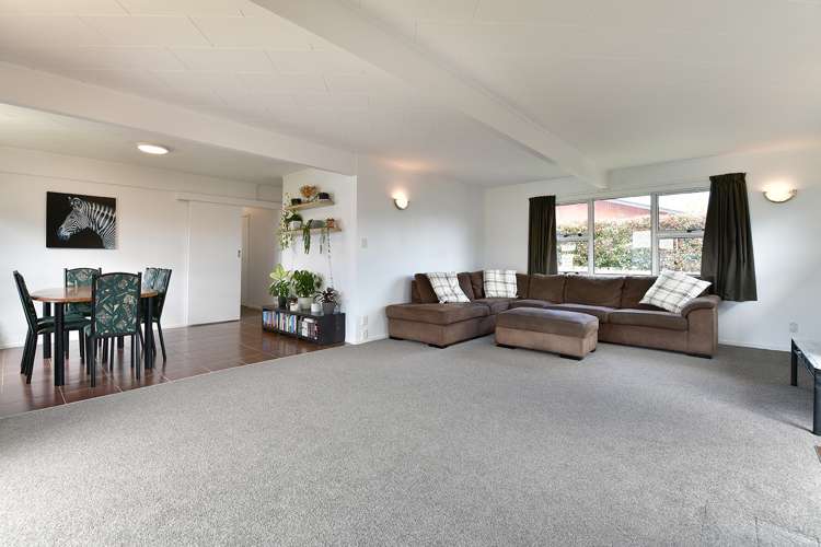 4b Parakai Avenue Parakai_6