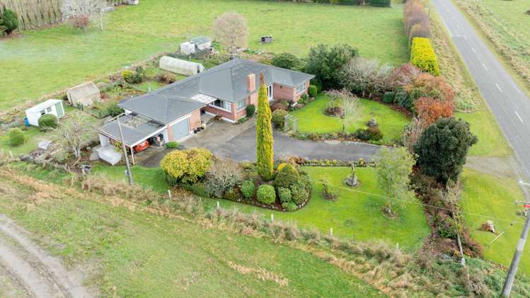 43 Charlton Siding Road Gore Surrounds_18