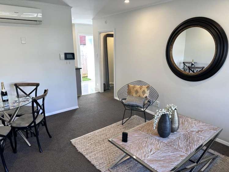 2/15 Campbell Road Royal Oak_8