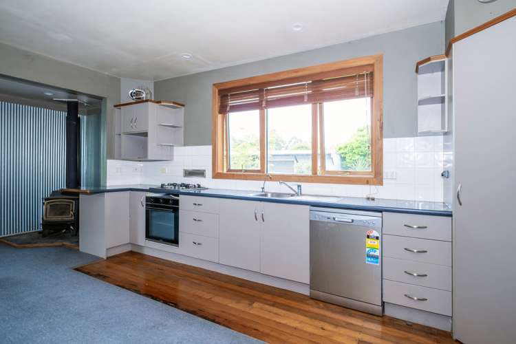 5 Erskine Street Winchester_7