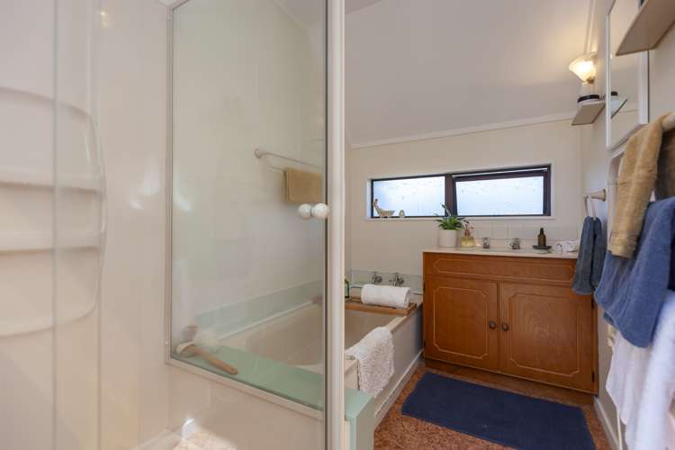 44 Dale Road Raumati South_24