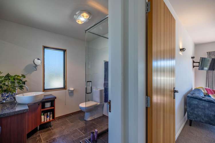 150 Milne Drive Paraparaumu_34