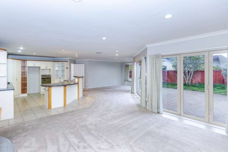 32 Miers Glade Rototuna North_26