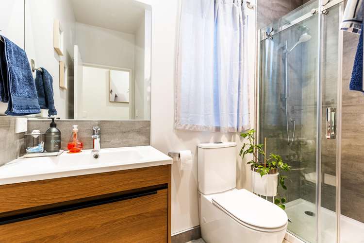 23 Herekino Street Westgate_13