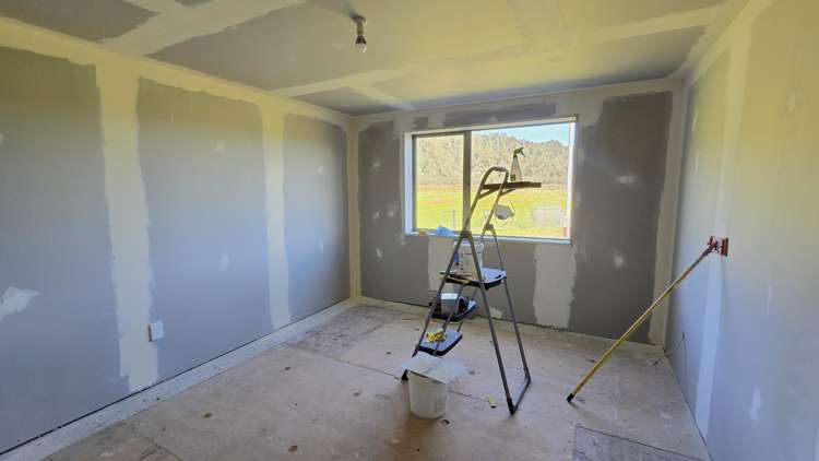 711B La Fontaine Road Harihari_12