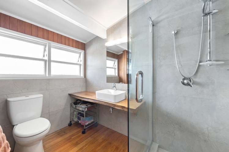 1/15 Castaing Crescent Te Atatu South_13