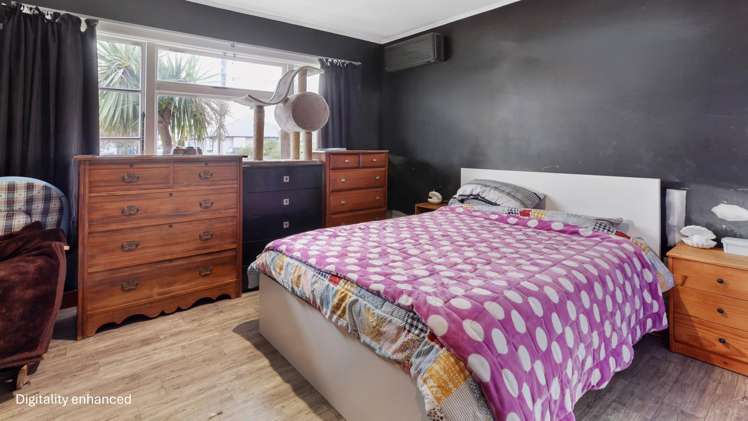 256 Breezes Road Aranui_6