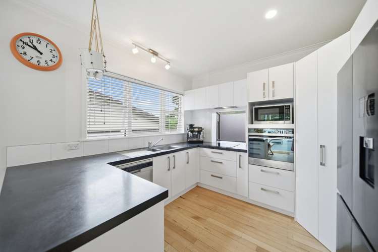 56 George Crescent Buckland_8