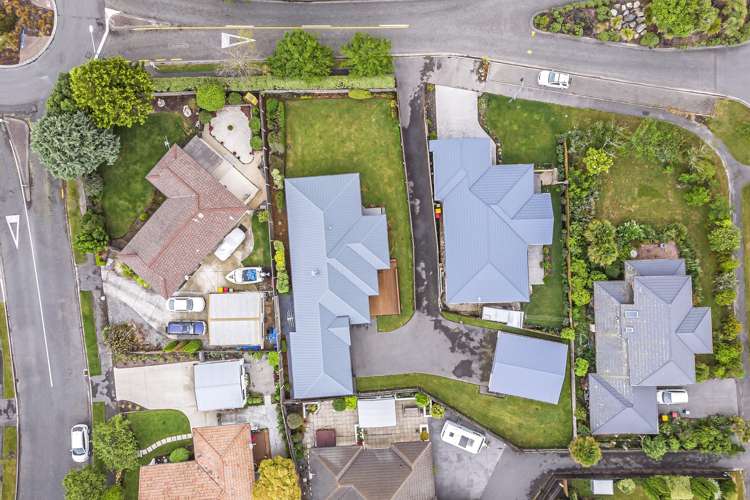 4 Riverwood Boulevard Redwood_16